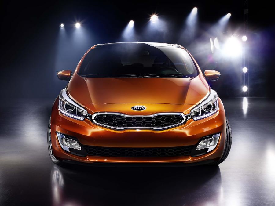  Kia pro_cee&rsquo;d 2013 года  (фото 31 из 51)